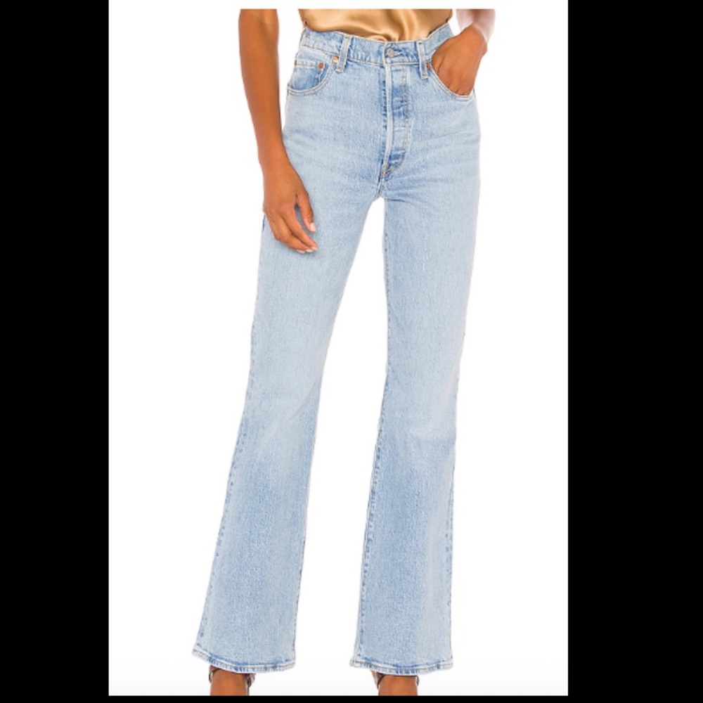 LEVIS RIBCAGE FLARE JEANS